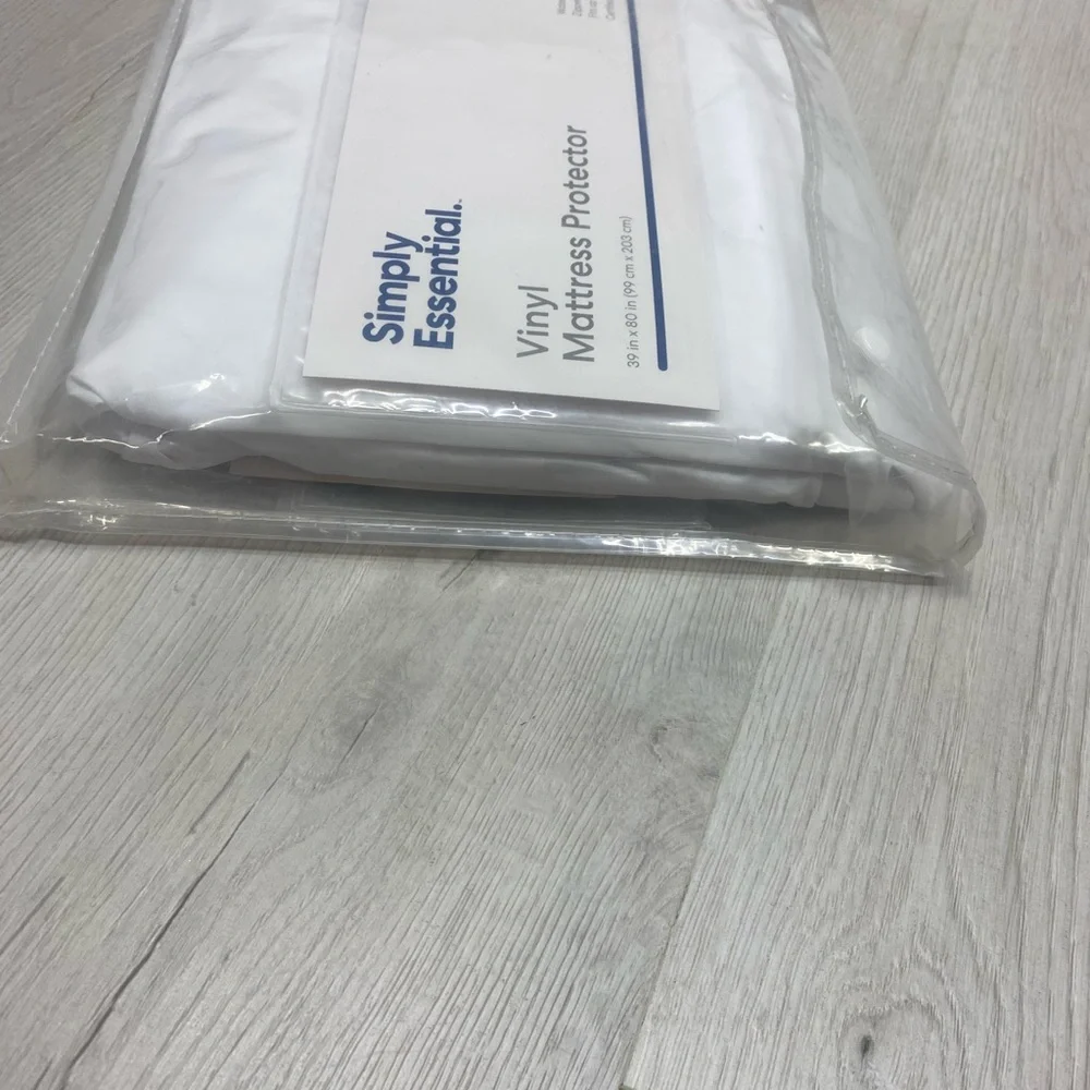 White Vinyl Mattress Protector - Twin XL